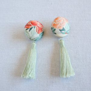 kimono bottun earrings 